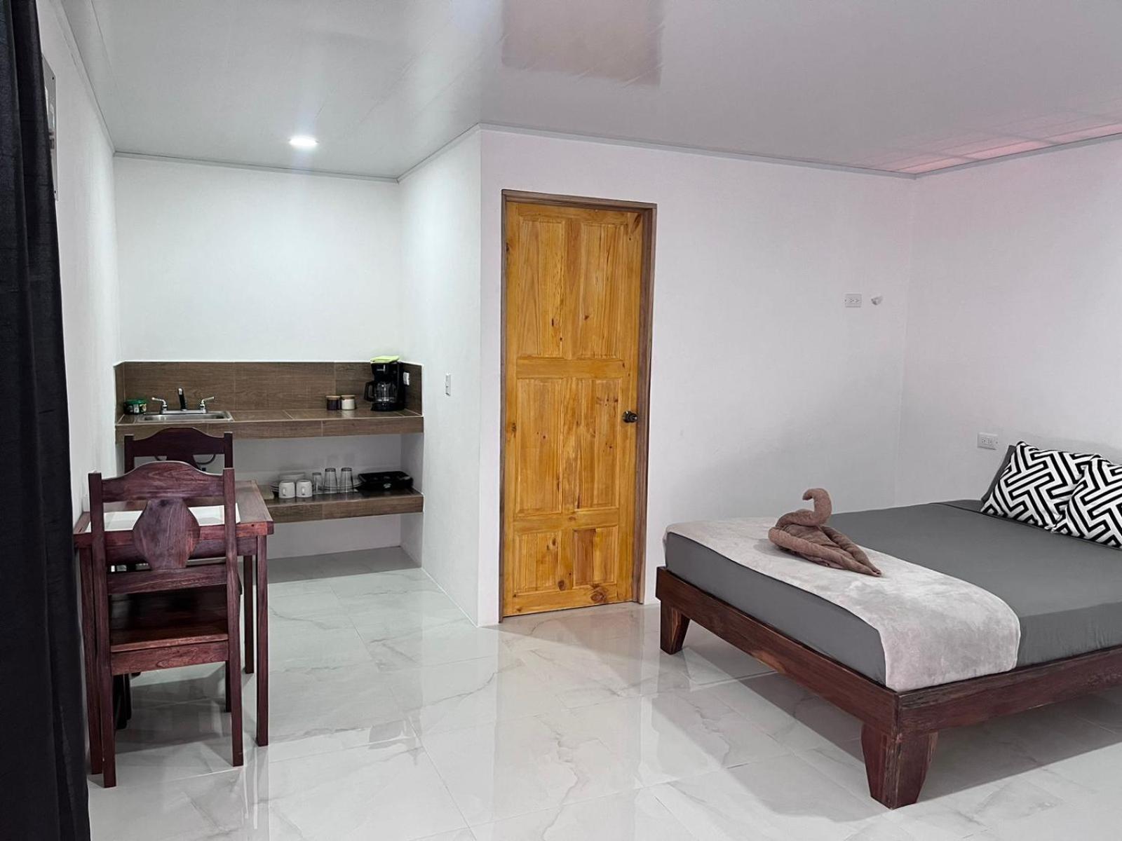 Tortuguero Villas Exterior photo